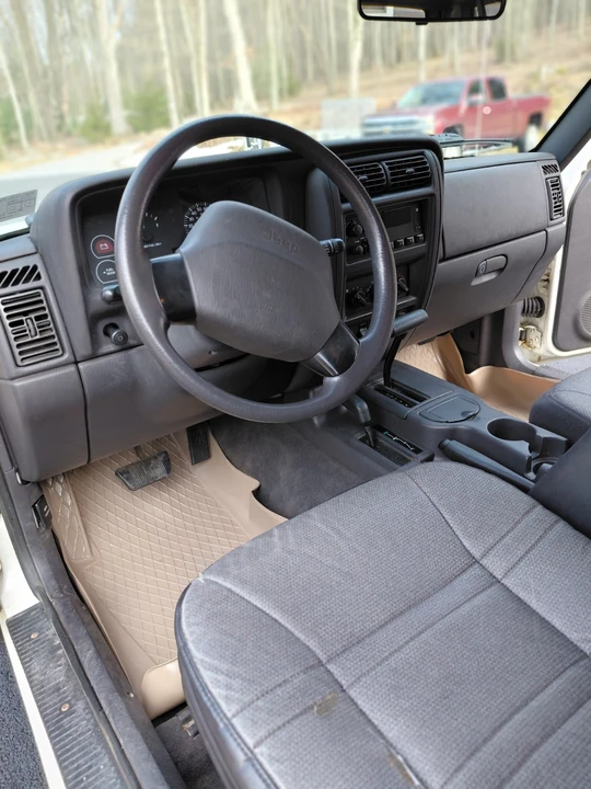 1999 Jeep XJ Cherokee - Image 15 of 21
