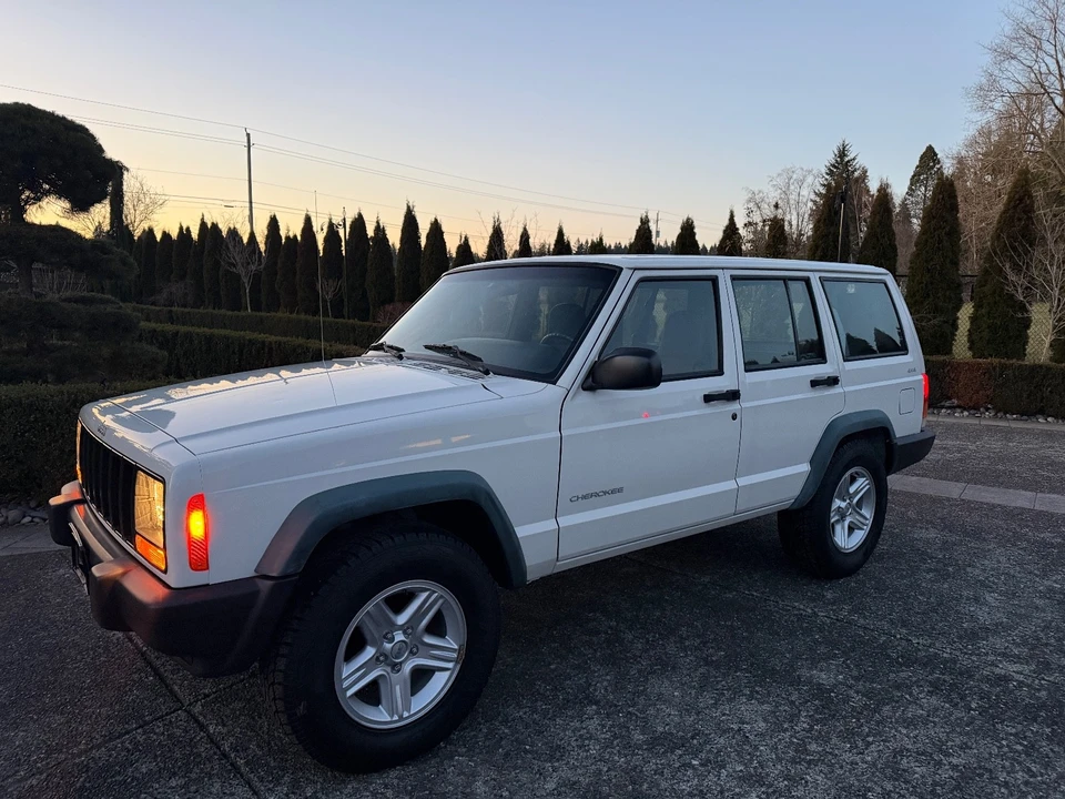 1999 Jeep XJ Cherokee - Image 2 of 12