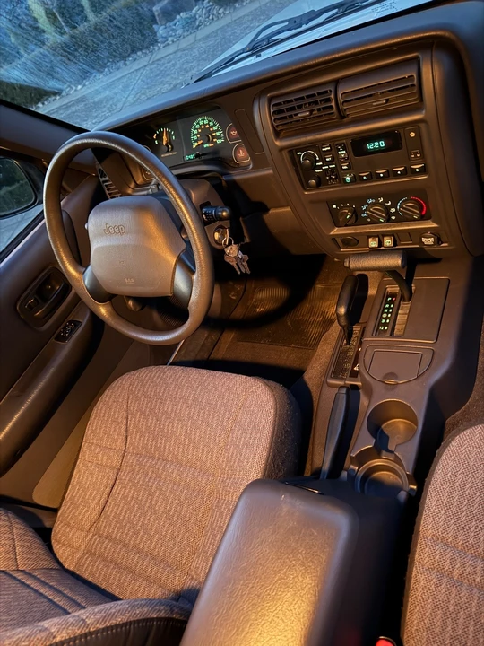 1999 Jeep XJ Cherokee - Image 11 of 12