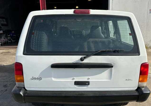 1999 Jeep XJ Cherokee - Image 2 of 23