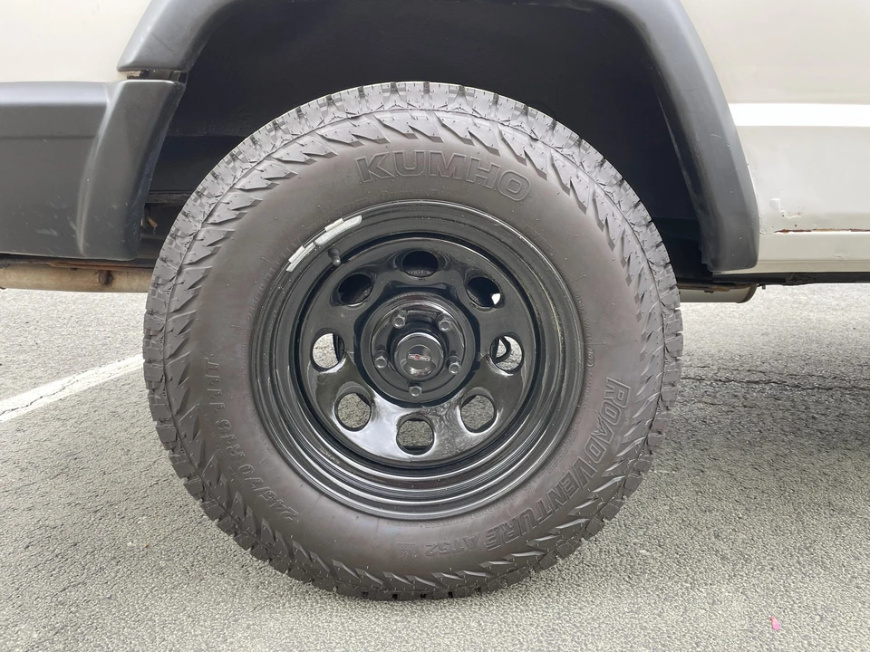 1999 Jeep XJ Cherokee - Image 21 of 31