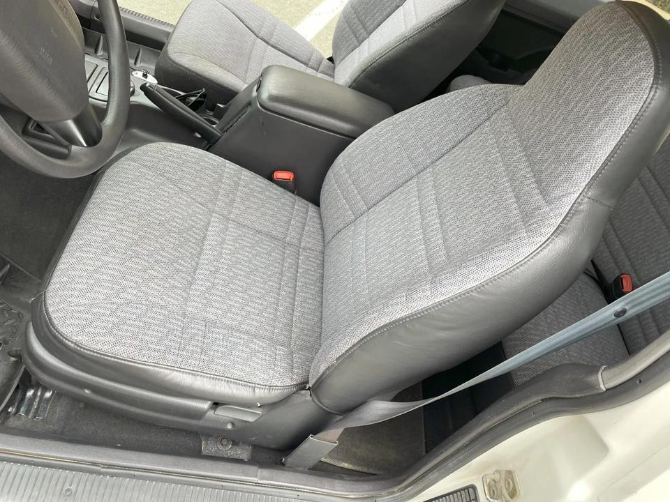 1999 Jeep XJ Cherokee - Image 24 of 31