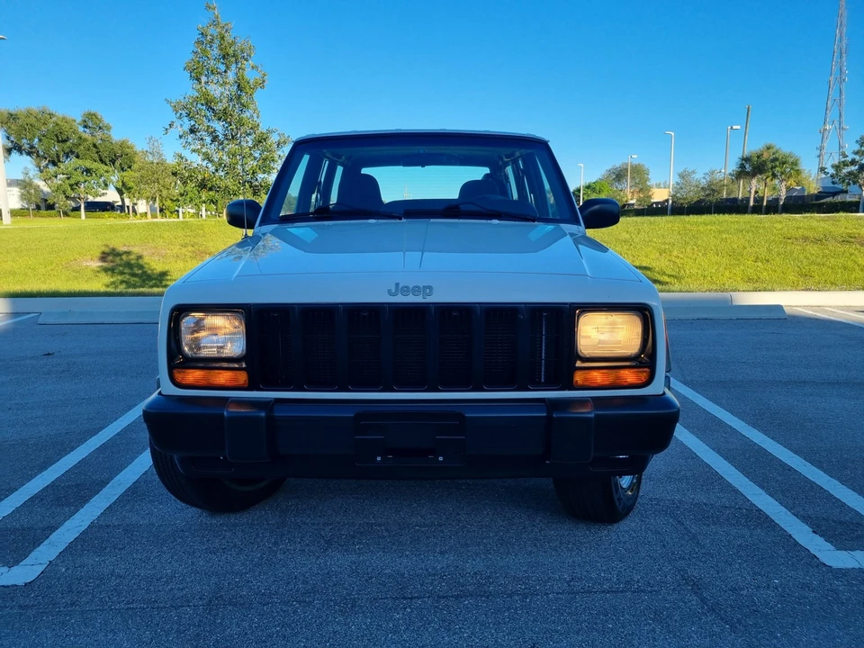 1999 Jeep XJ Cherokee - Image 20 of 31