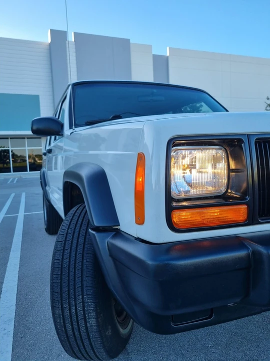 1999 Jeep XJ Cherokee - Image 27 of 31