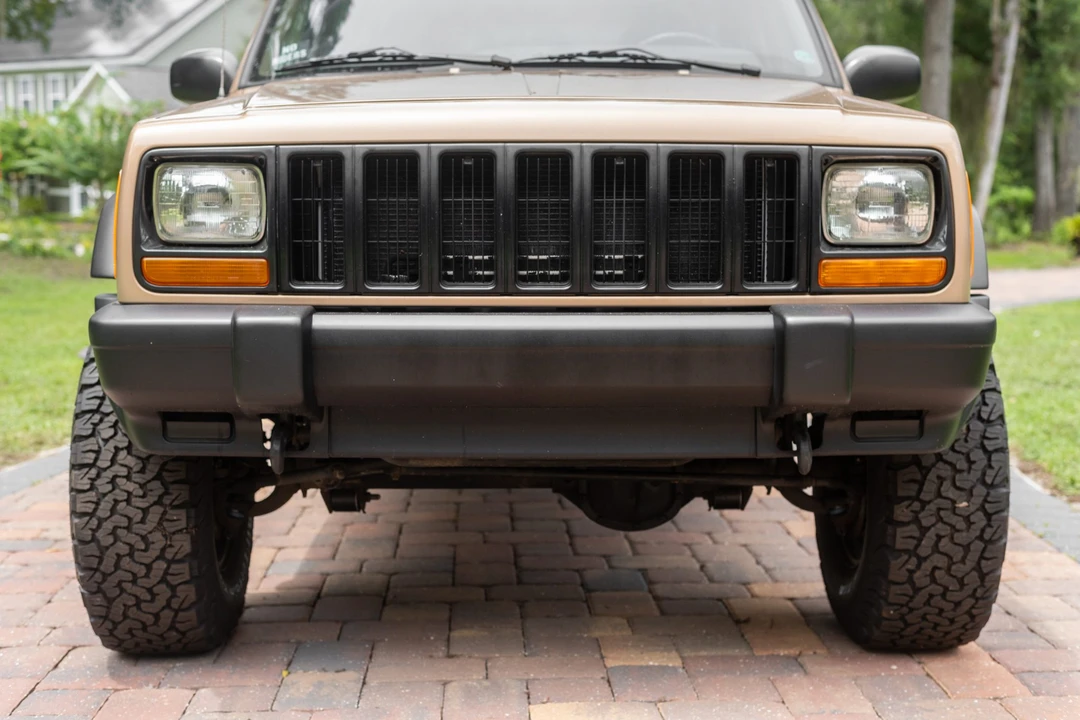 1999 Jeep XJ Cherokee - Image 11 of 31