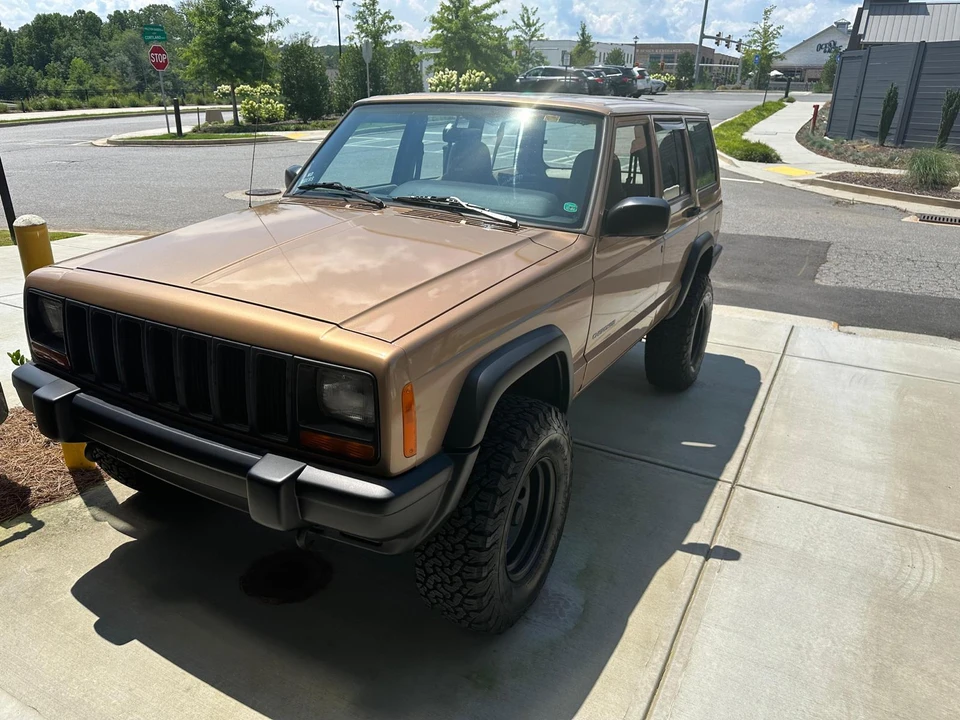 1999 Jeep XJ Cherokee - Image 4 of 31