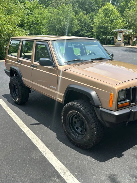 1999 Jeep XJ Cherokee - Image 17 of 31
