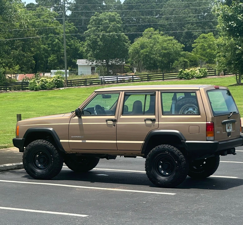 1999 Jeep XJ Cherokee - Image 11 of 31