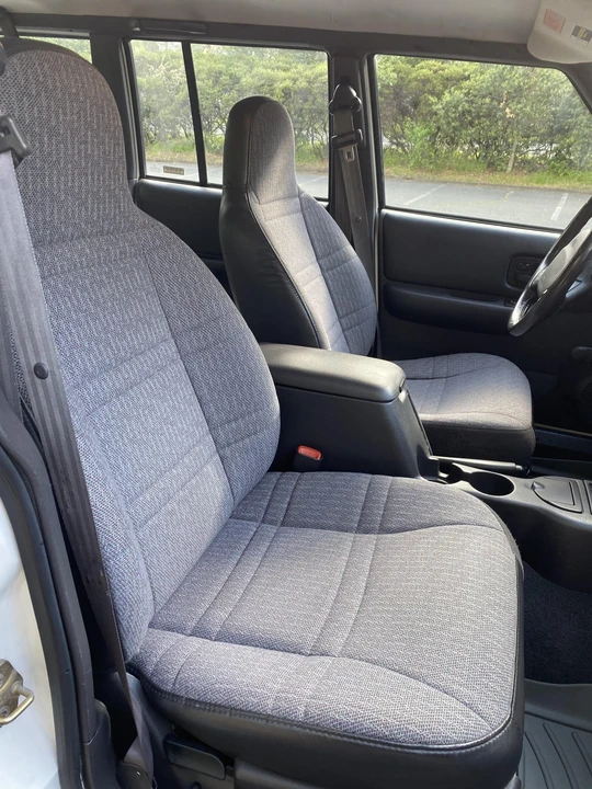 1999 Jeep XJ Cherokee - Image 22 of 31