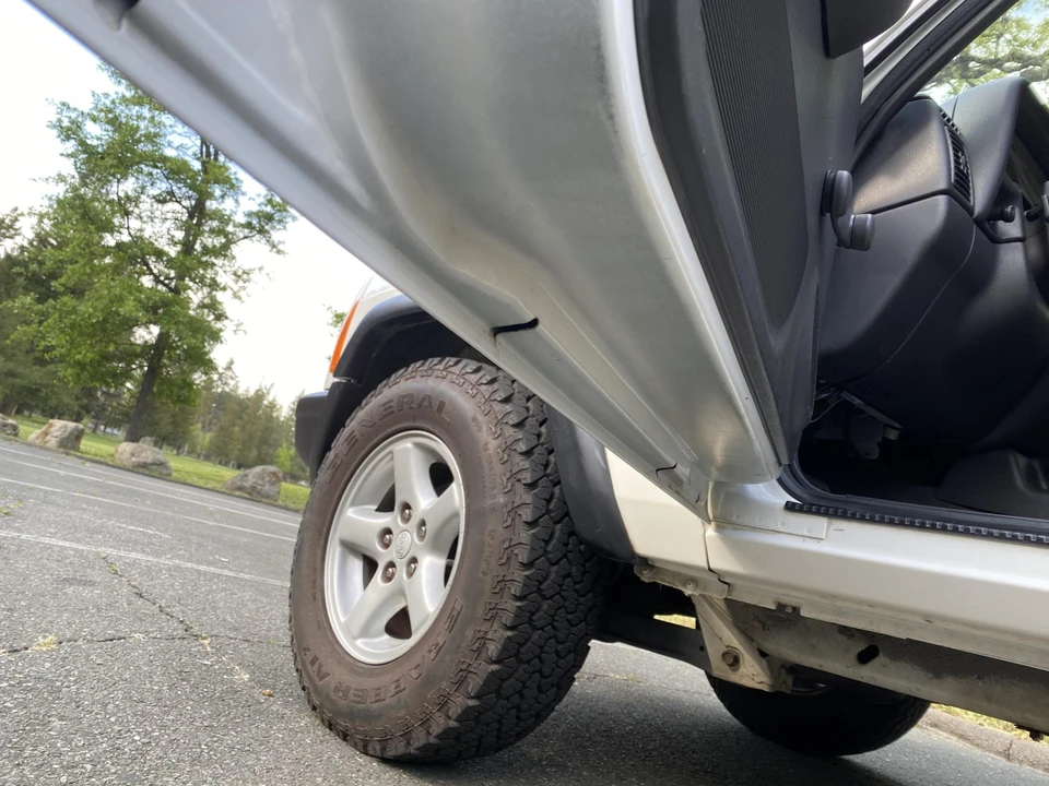 1999 Jeep XJ Cherokee - Image 29 of 31