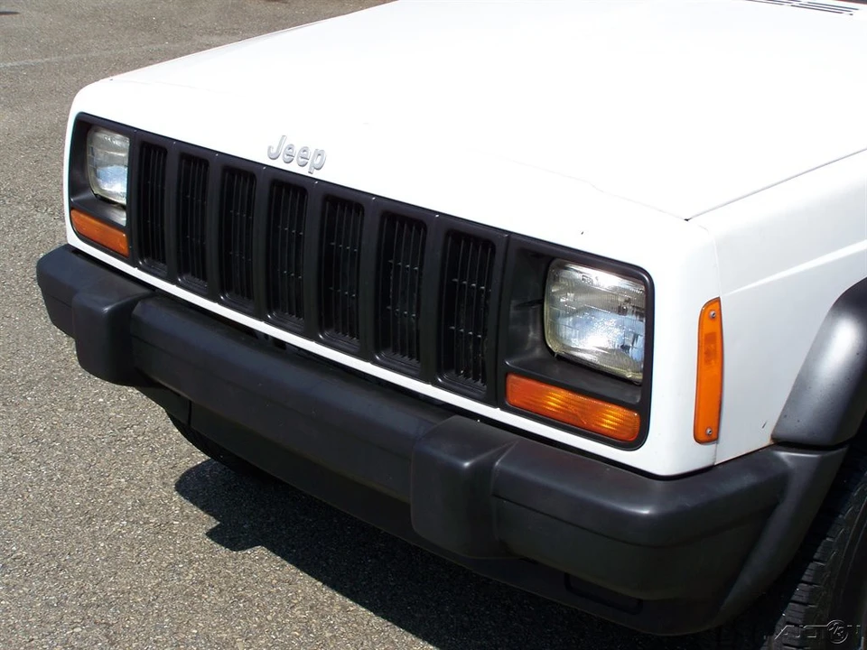 1999 Jeep XJ Cherokee - Image 15 of 21