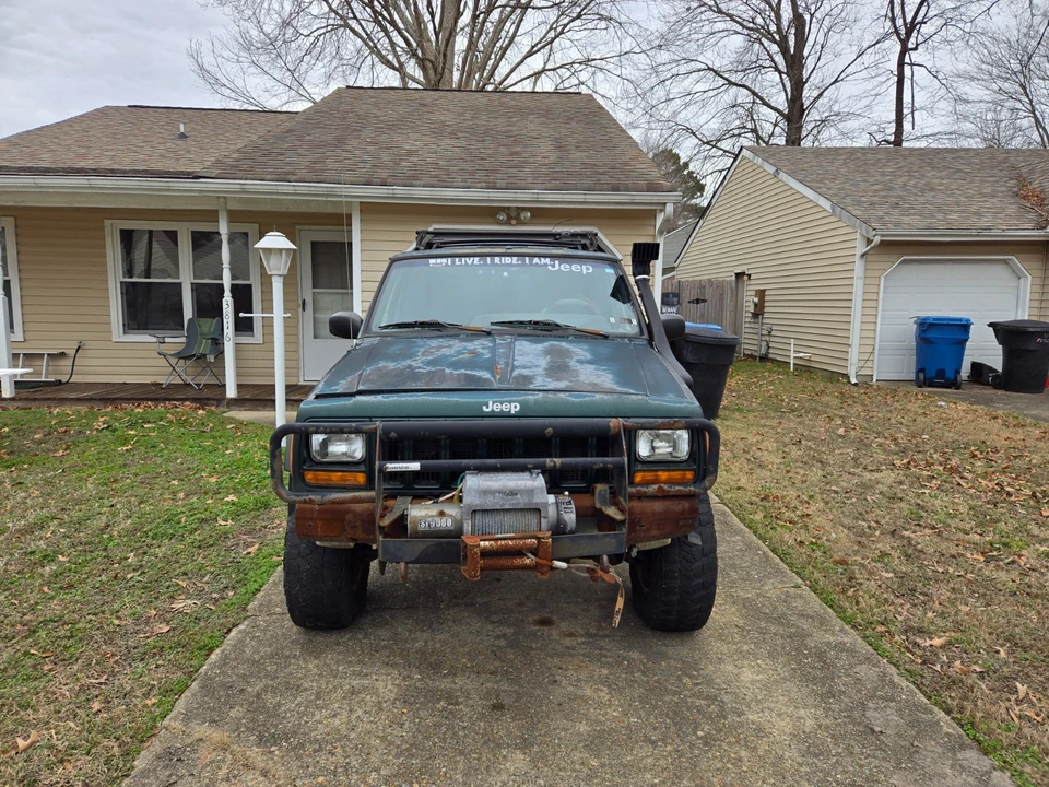 1999 Jeep XJ Cherokee - Image 2 of 29