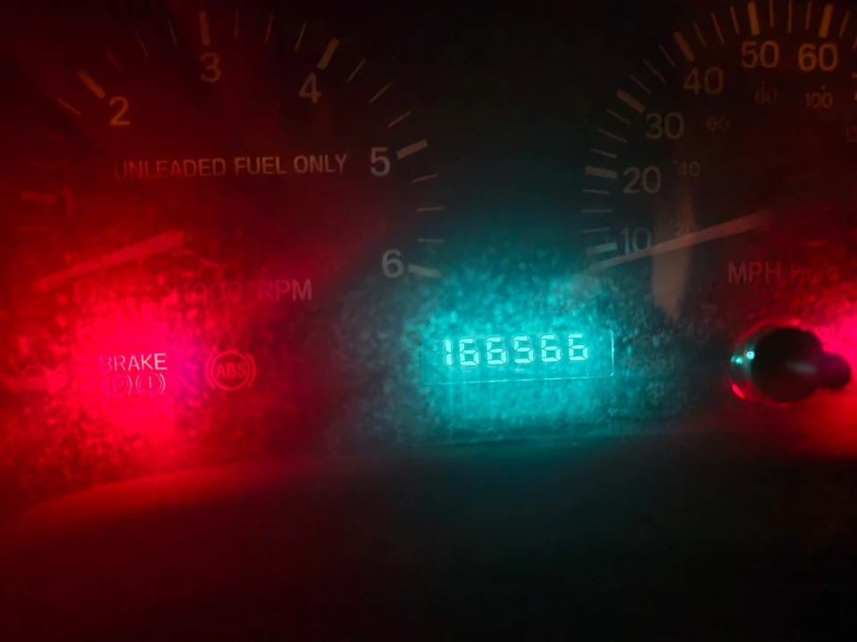 1999 Jeep XJ Cherokee - Image 27 of 29