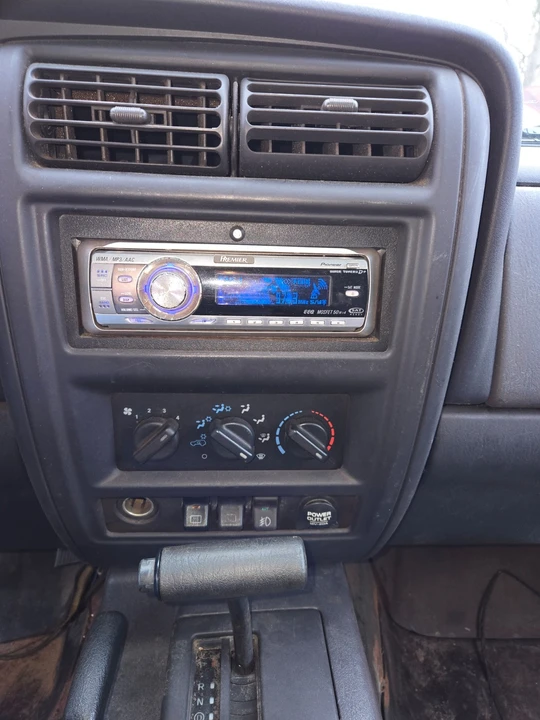 1999 Jeep XJ Cherokee - Image 29 of 29