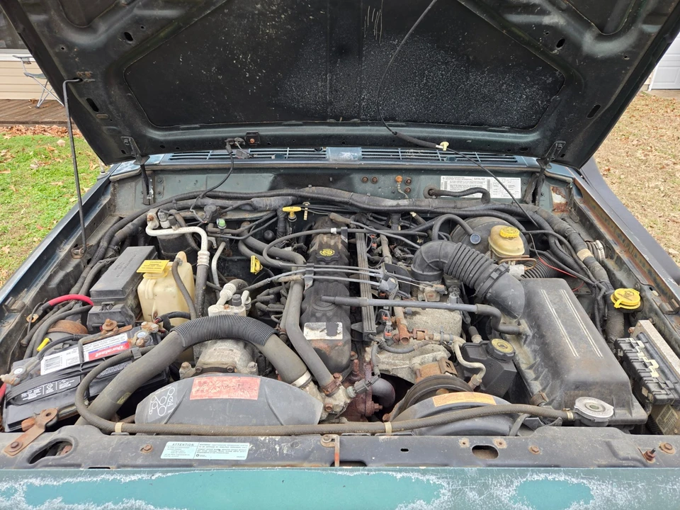 1999 Jeep XJ Cherokee - Image 16 of 29