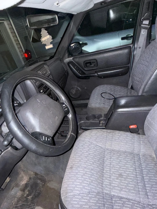 1999 Jeep XJ Cherokee - Image 2 of 12