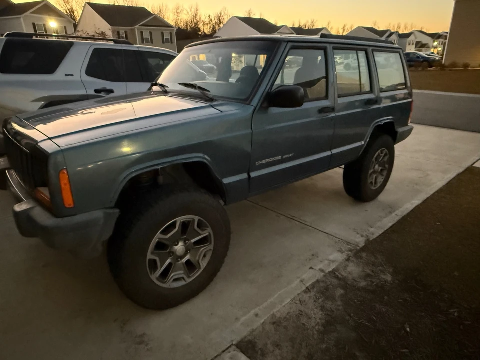 1999 Jeep XJ Cherokee - Image 11 of 12