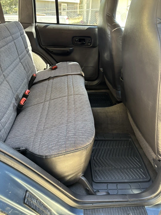 1999 Jeep XJ Cherokee - Image 9 of 19