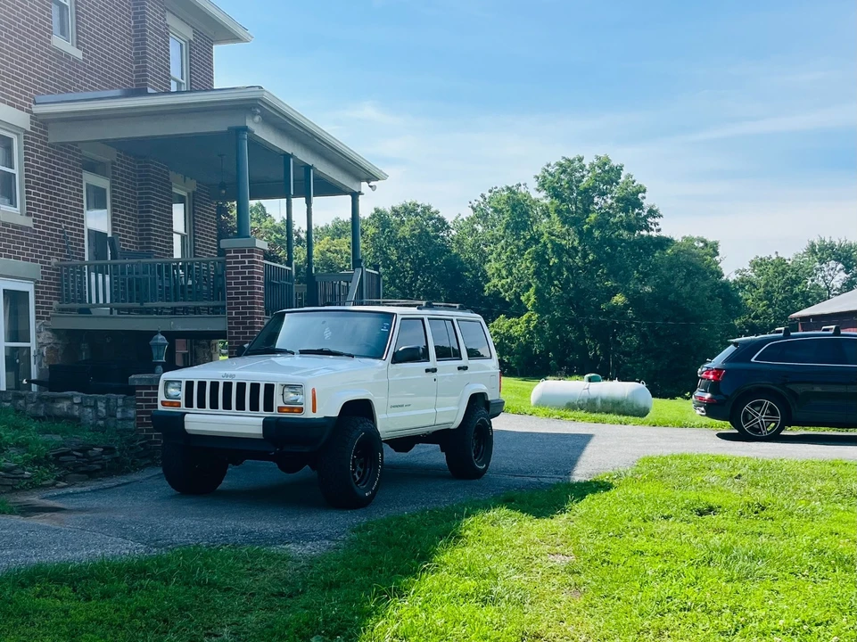 1999 Jeep XJ Cherokee - Image 3 of 21