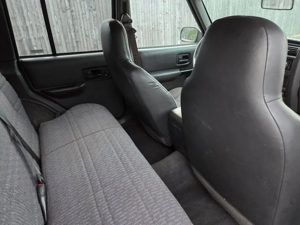 1999 Jeep XJ Cherokee - Image 21 of 31