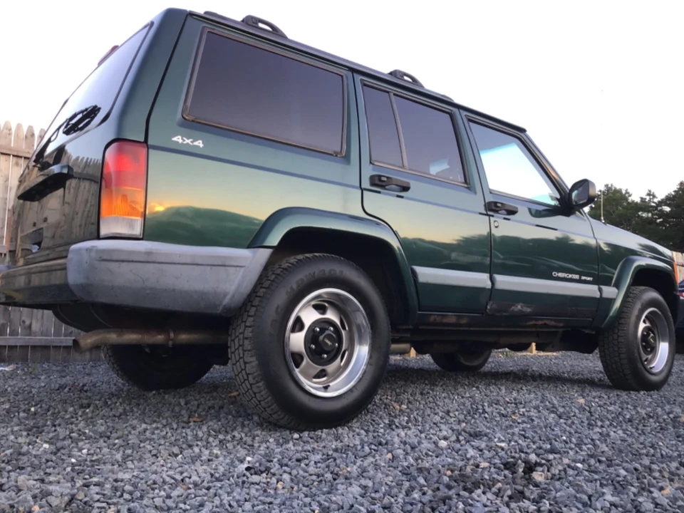 1999 Jeep XJ Cherokee - Image 5 of 31