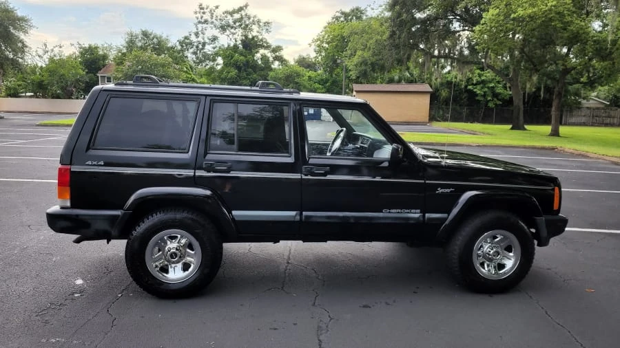 1999 Jeep XJ Cherokee - Image 8 of 14