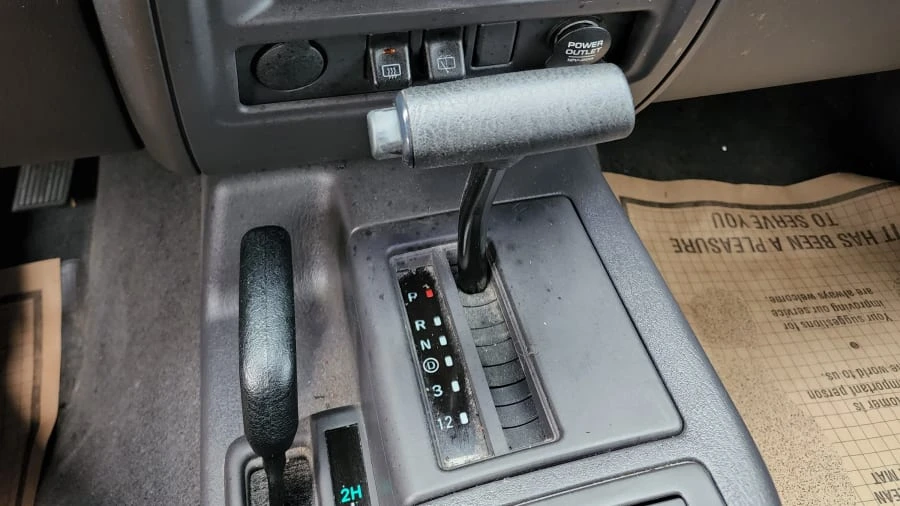 1999 Jeep XJ Cherokee - Image 12 of 14