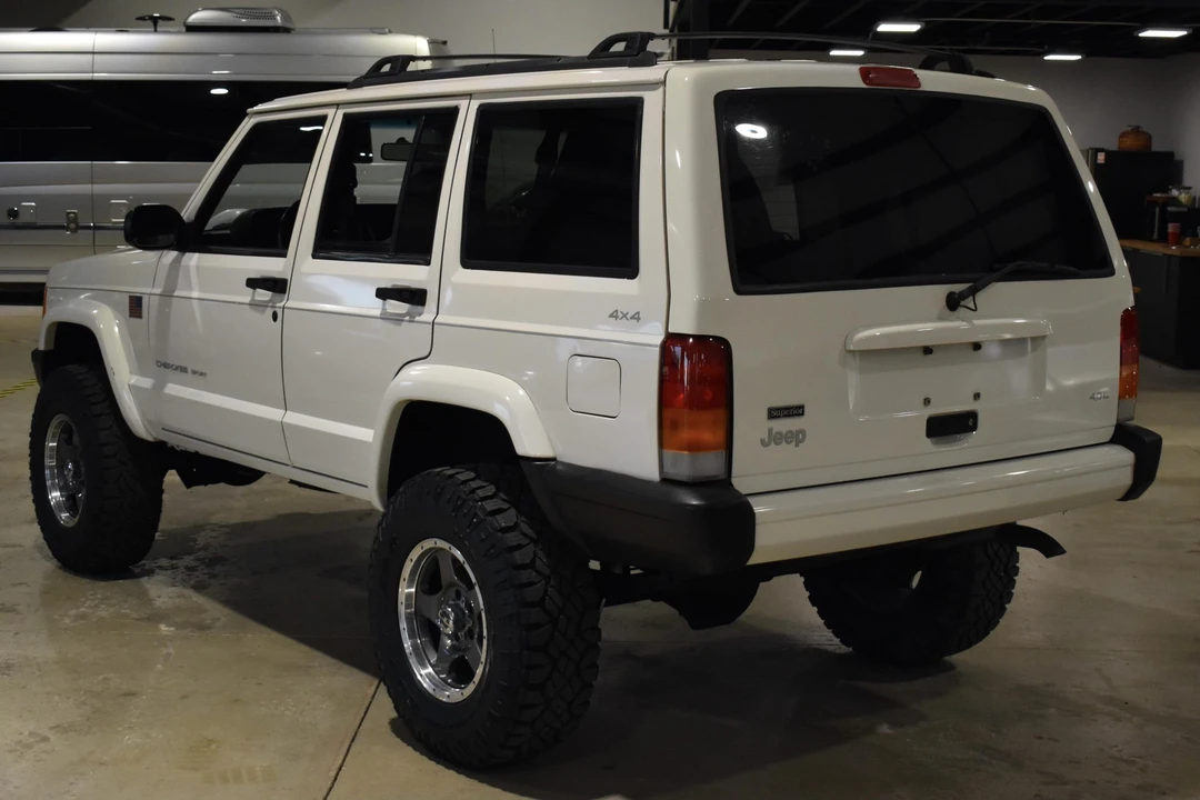 1999 Jeep XJ Cherokee - Image 4 of 31