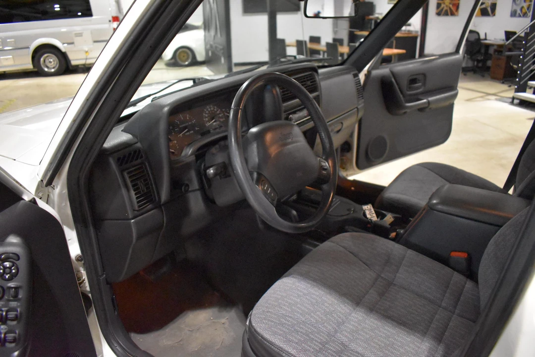 1999 Jeep XJ Cherokee - Image 31 of 31