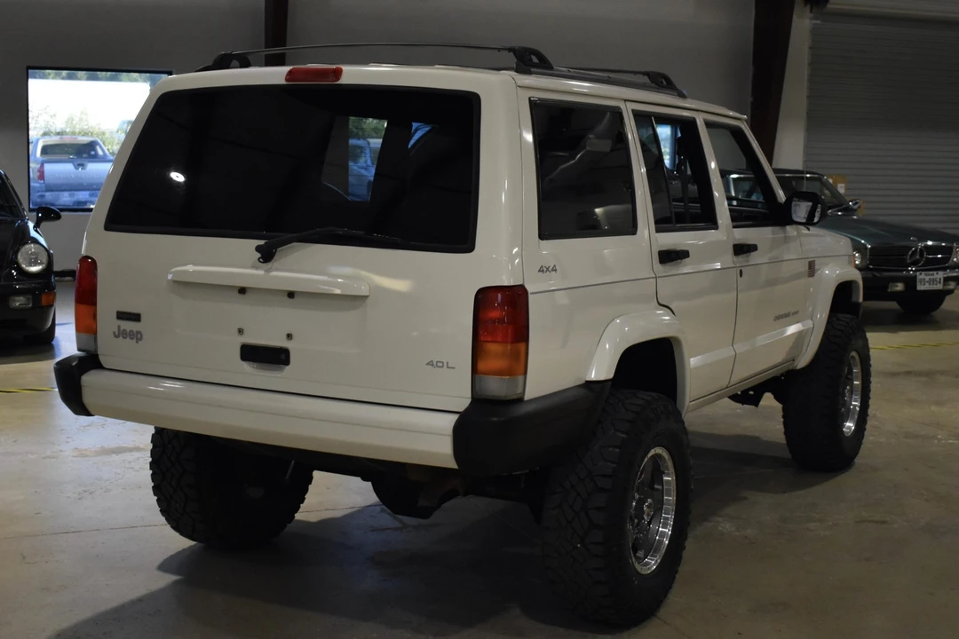 1999 Jeep XJ Cherokee - Image 7 of 31