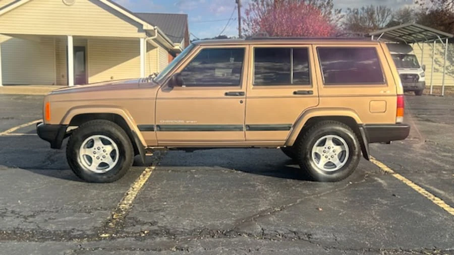 1999 Jeep XJ Cherokee - Image 2 of 19