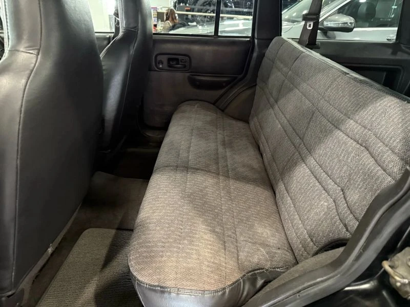 1999 Jeep XJ Cherokee - Image 11 of 12