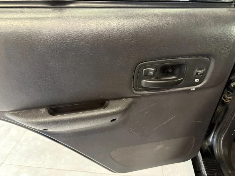 1999 Jeep XJ Cherokee - Image 10 of 12