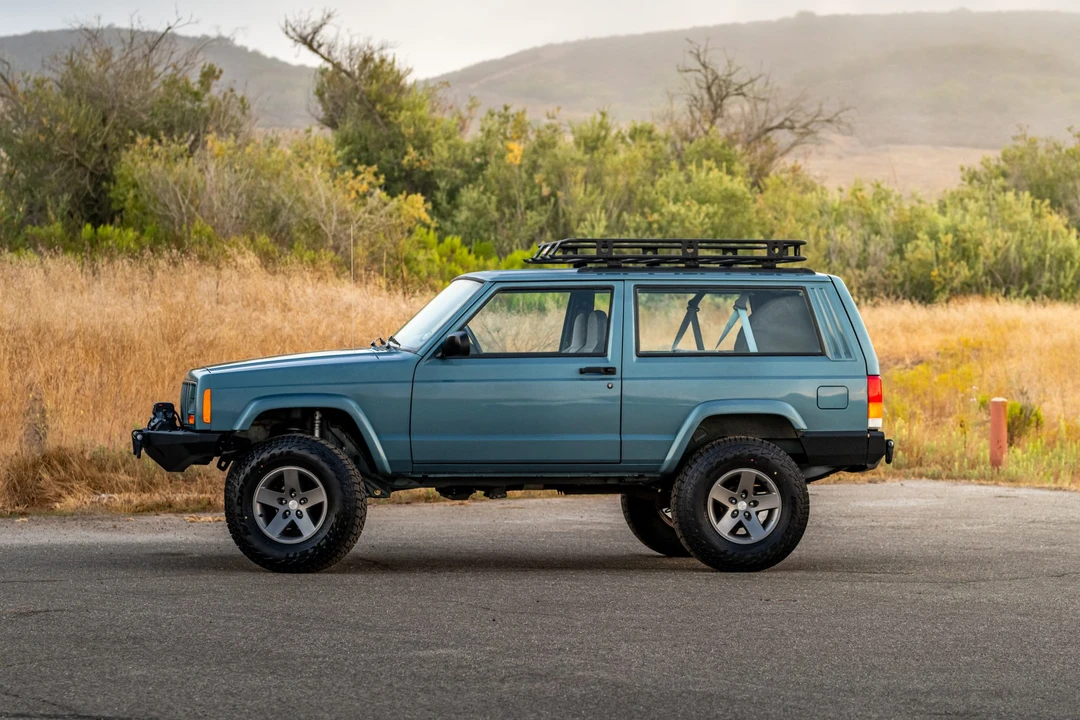 1999 Jeep XJ Cherokee - Image 22 of 31