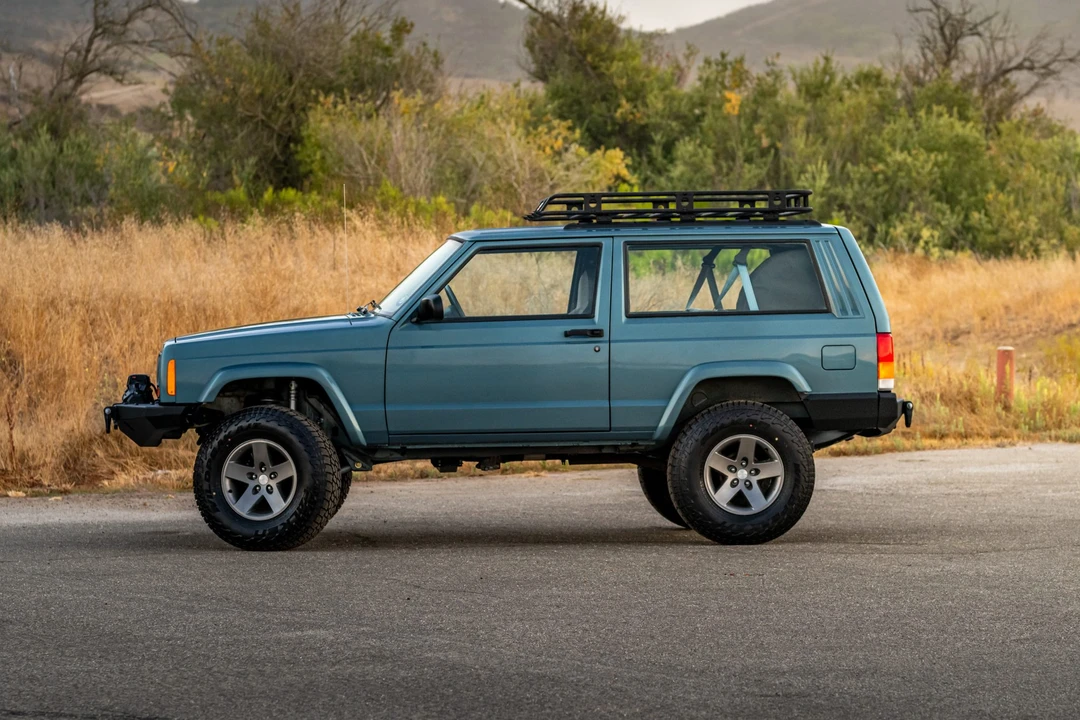 1999 Jeep XJ Cherokee - Image 21 of 31