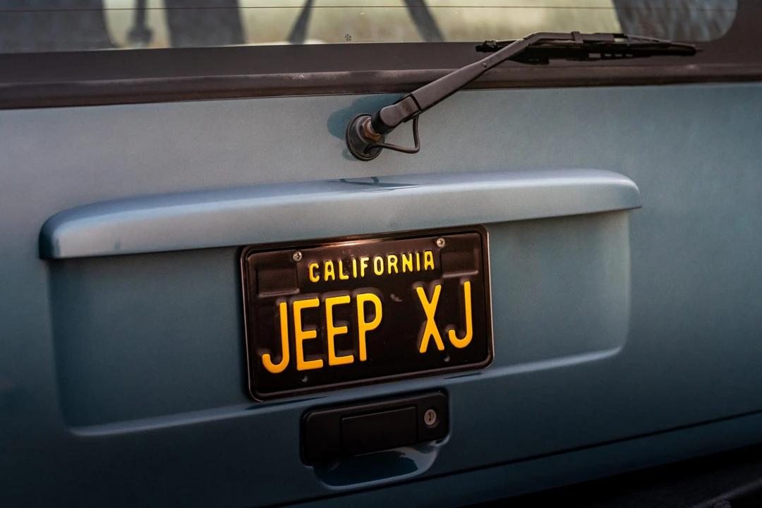 1999 Jeep XJ Cherokee - Image 30 of 31