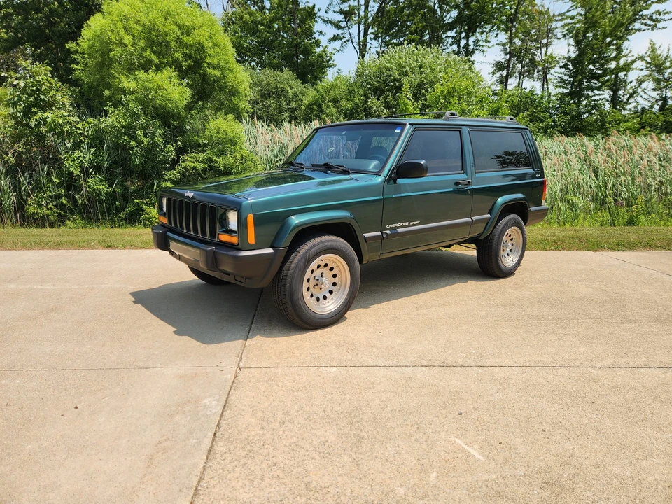 1999 Jeep XJ Cherokee - Image 4 of 31