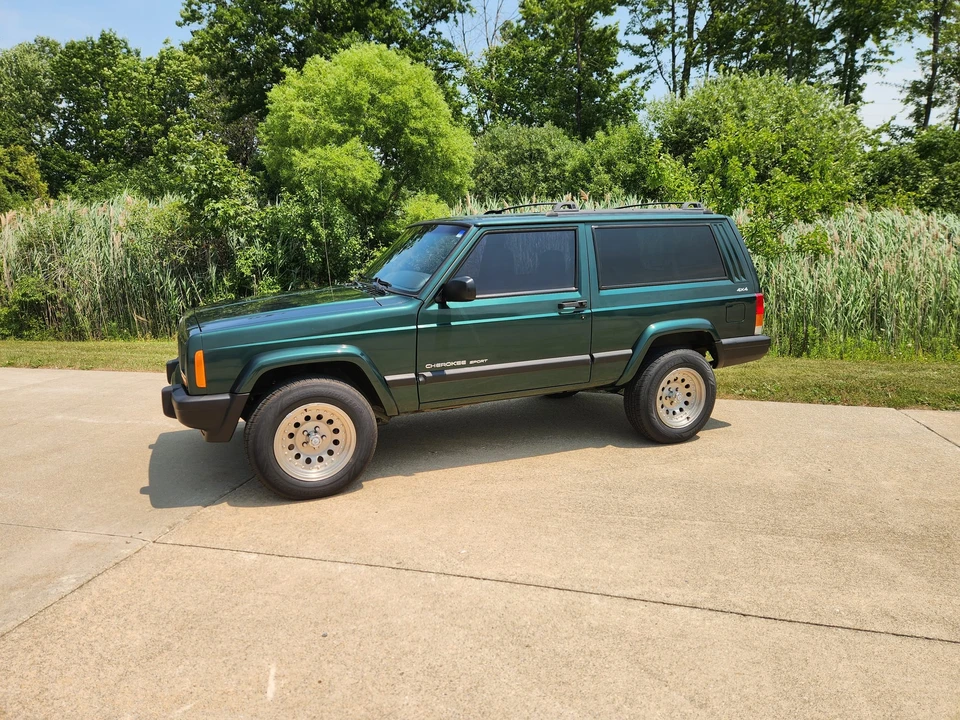 1999 Jeep XJ Cherokee - Image 5 of 31