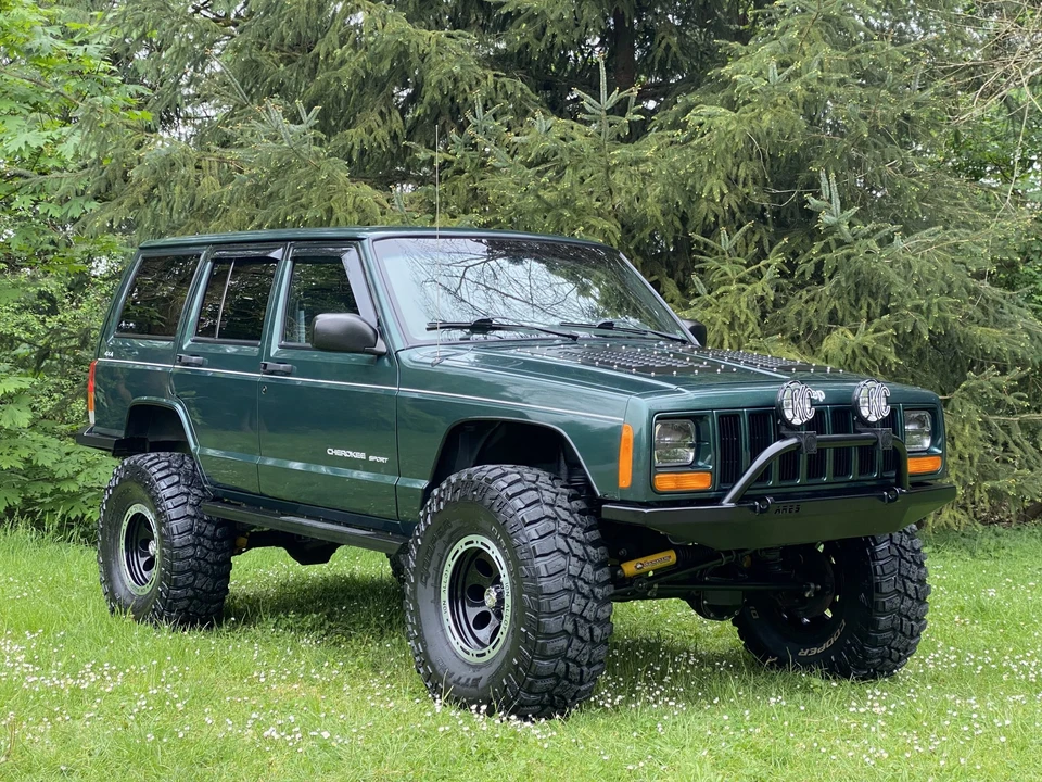 1999 Jeep XJ Cherokee - Image 9 of 31