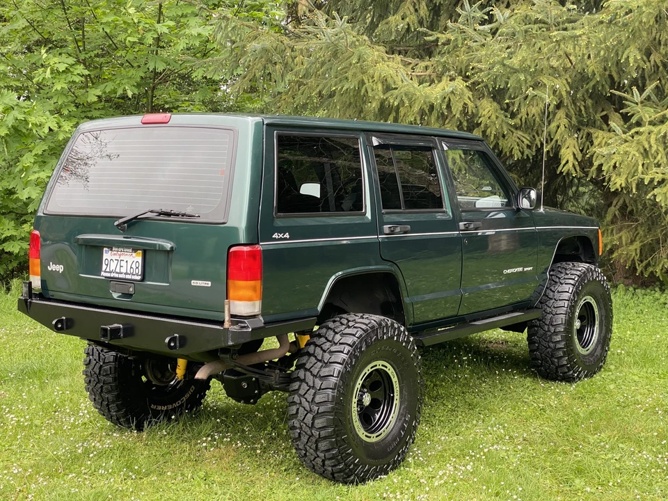 1999 Jeep XJ Cherokee - Image 14 of 31