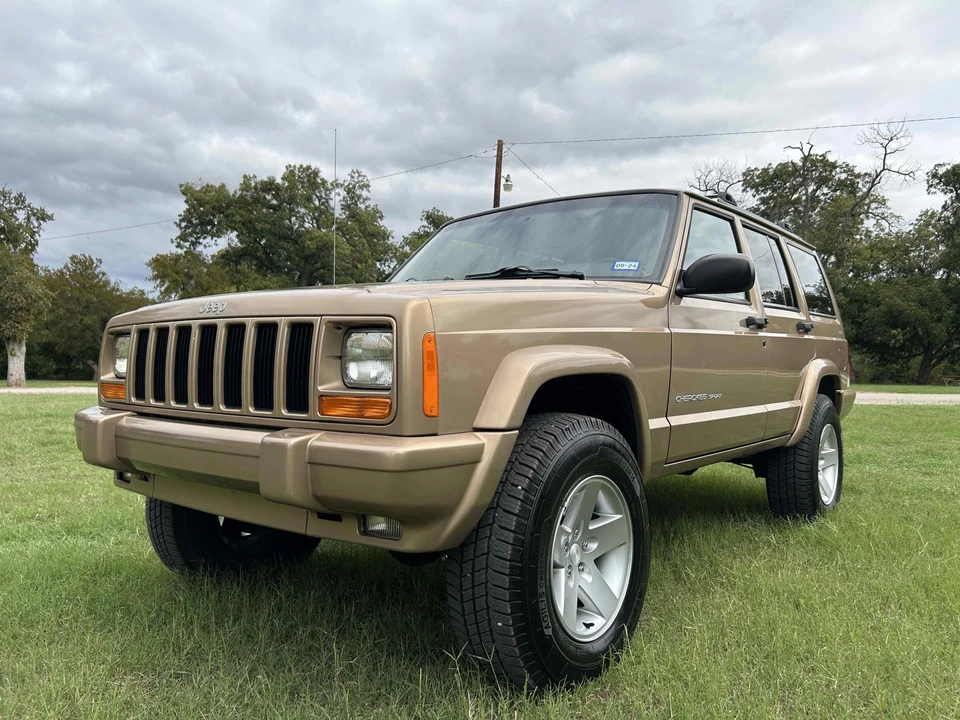 1999 Jeep XJ Cherokee - Image 3 of 31