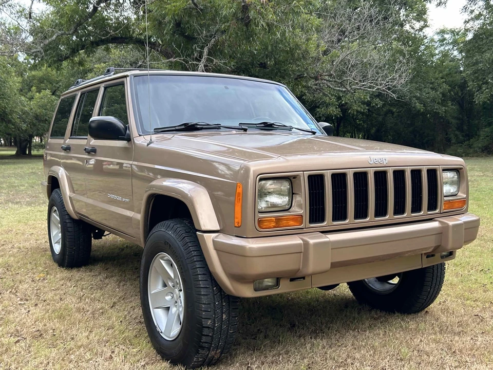 1999 Jeep XJ Cherokee - Image 15 of 31