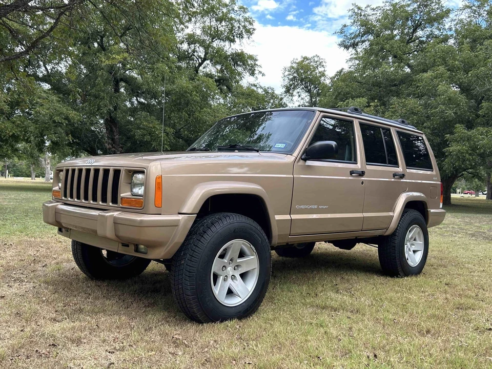 1999 Jeep XJ Cherokee - Image 4 of 31