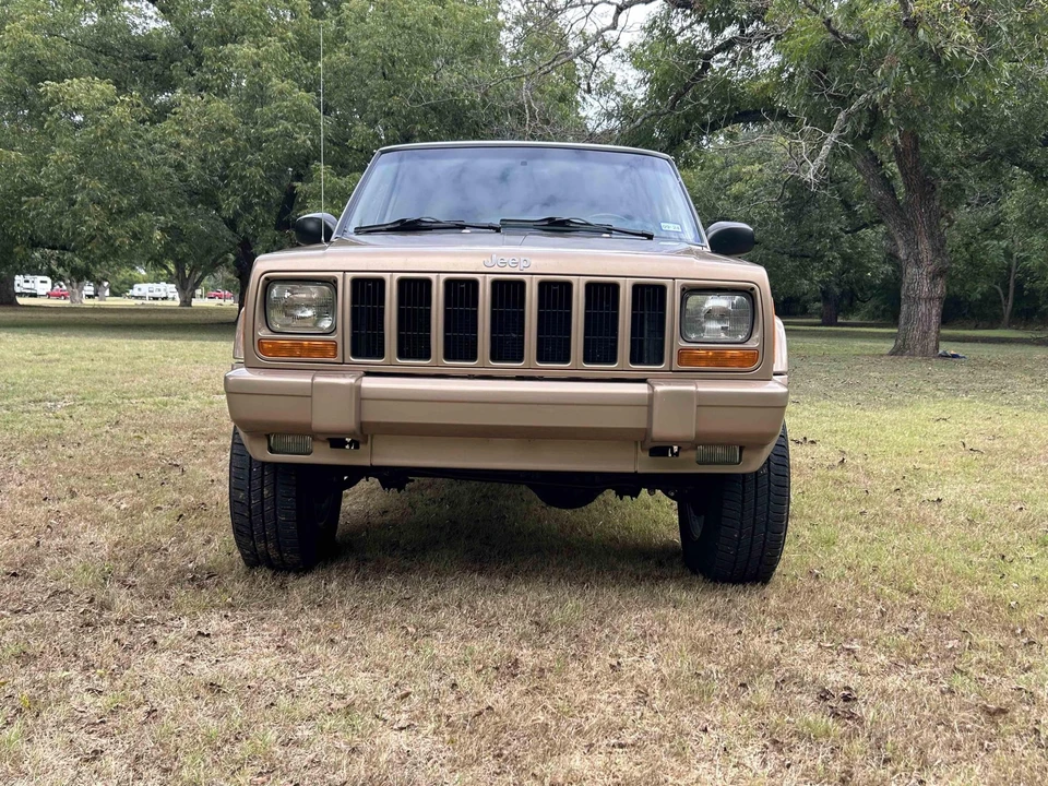 1999 Jeep XJ Cherokee - Image 16 of 31