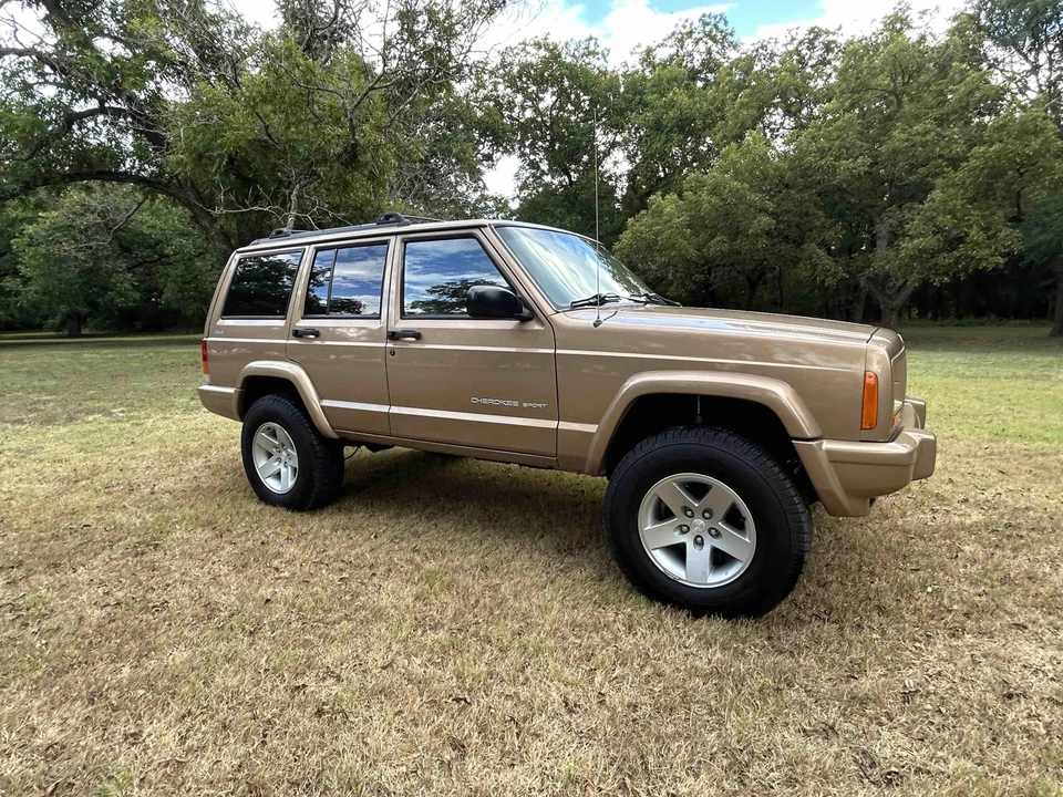 1999 Jeep XJ Cherokee - Image 14 of 31
