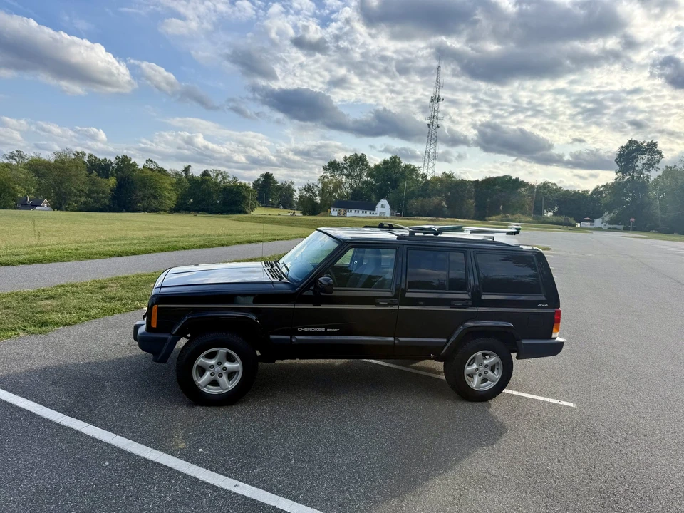 1999 Jeep XJ Cherokee - Image 8 of 31