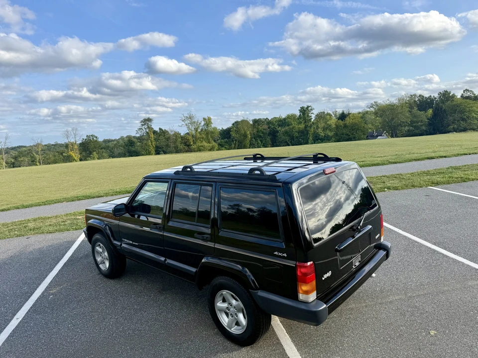 1999 Jeep XJ Cherokee - Image 12 of 31