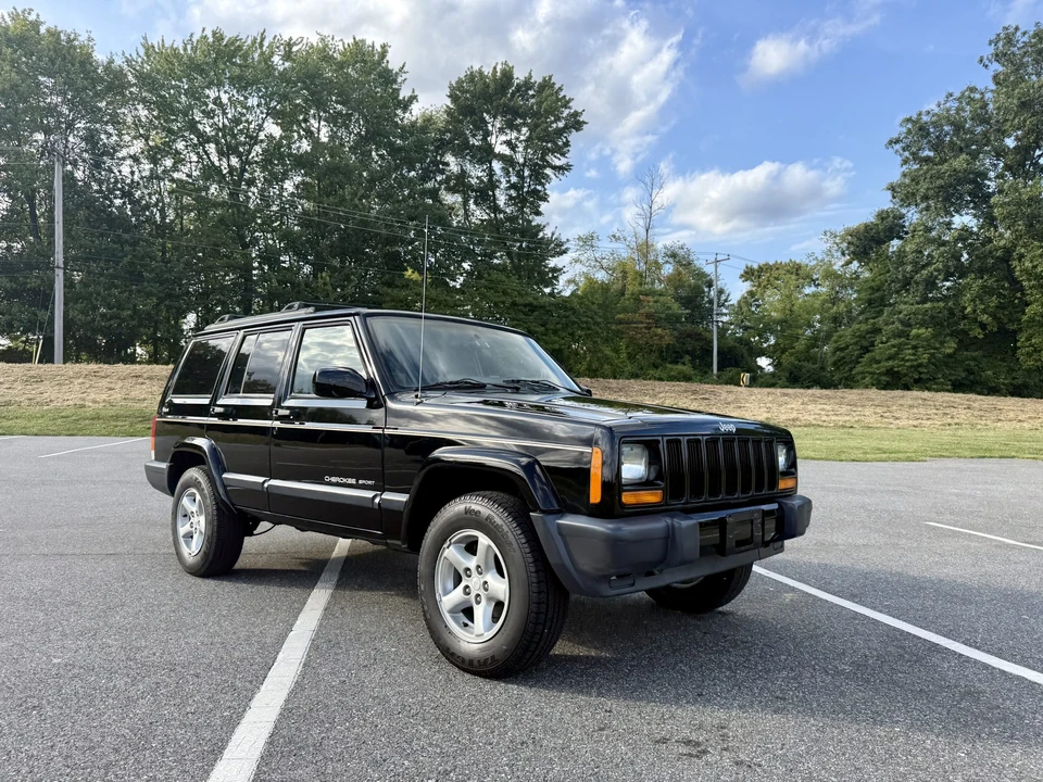 1999 Jeep XJ Cherokee - Image 26 of 31