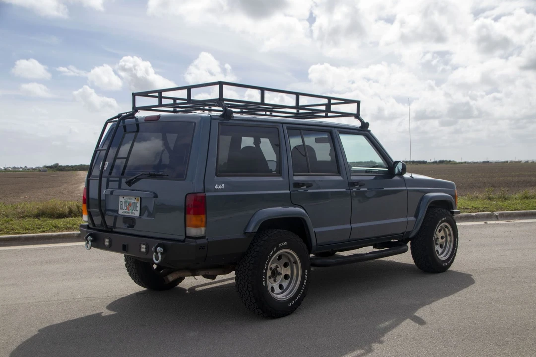 1999 Jeep XJ Cherokee - Image 15 of 31