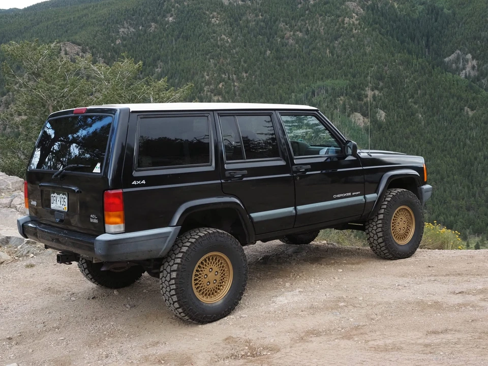 1999 Jeep XJ Cherokee - Image 21 of 31
